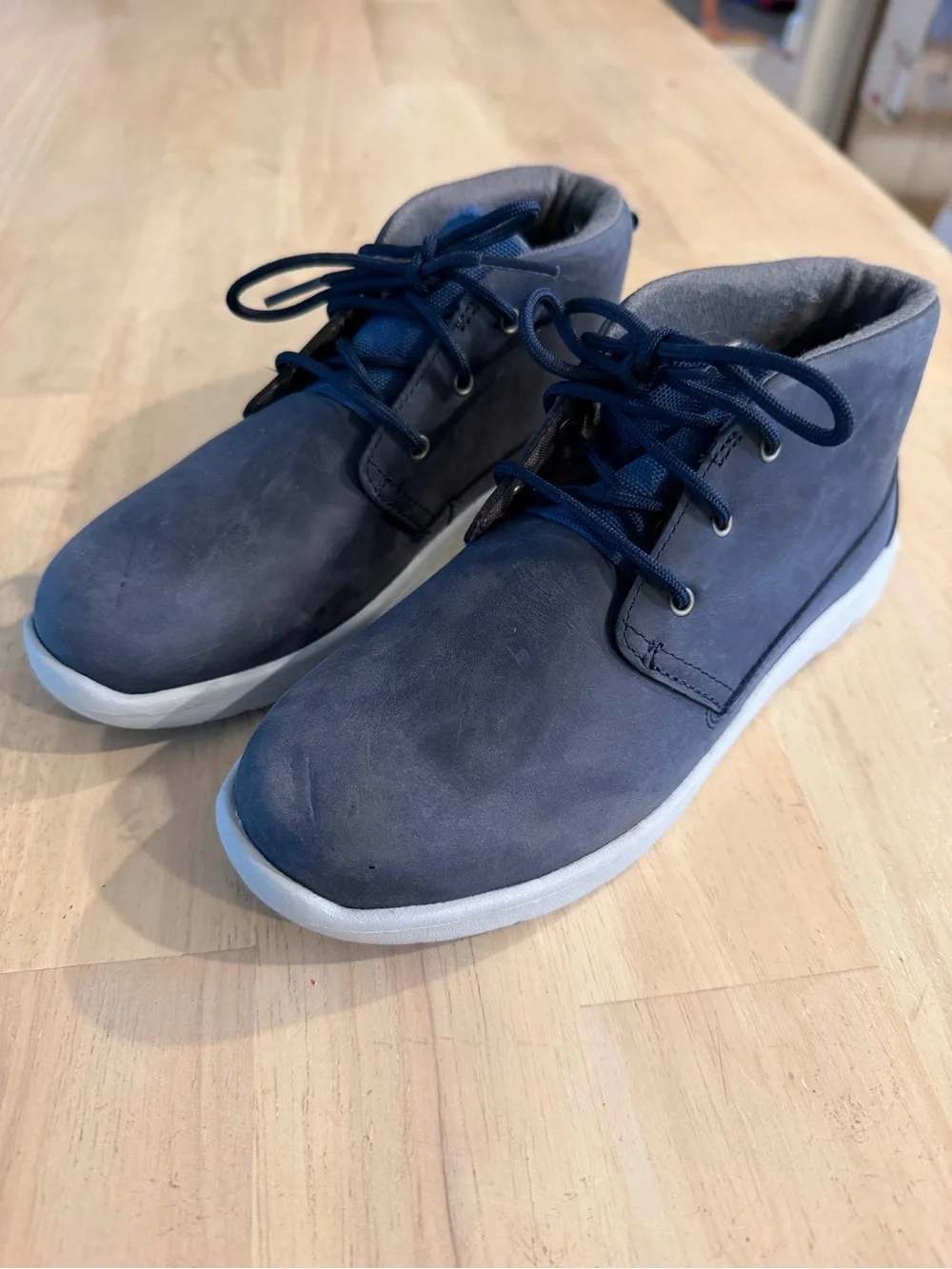 UGG Kids' Navy Mid-Top Canoe Waterproof Chukka Boots, Size 2